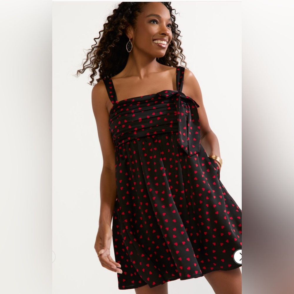 New Francesca’s Stefanie Black and Red Heart Print Ditsy Mini Dress